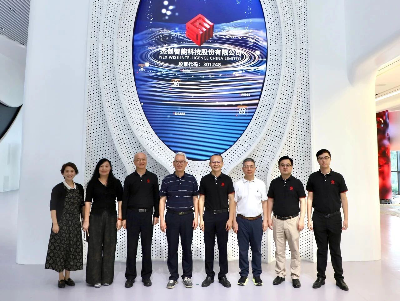 1697677954633772.jpg 1697677954633772.jpg